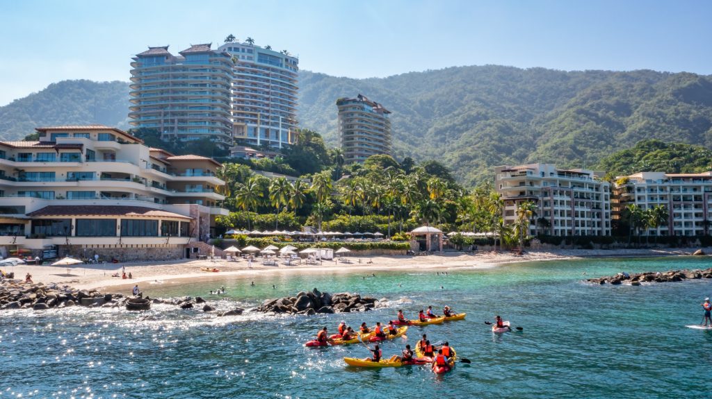 garza-blanca-puerto-vallarta-kayaking-activity