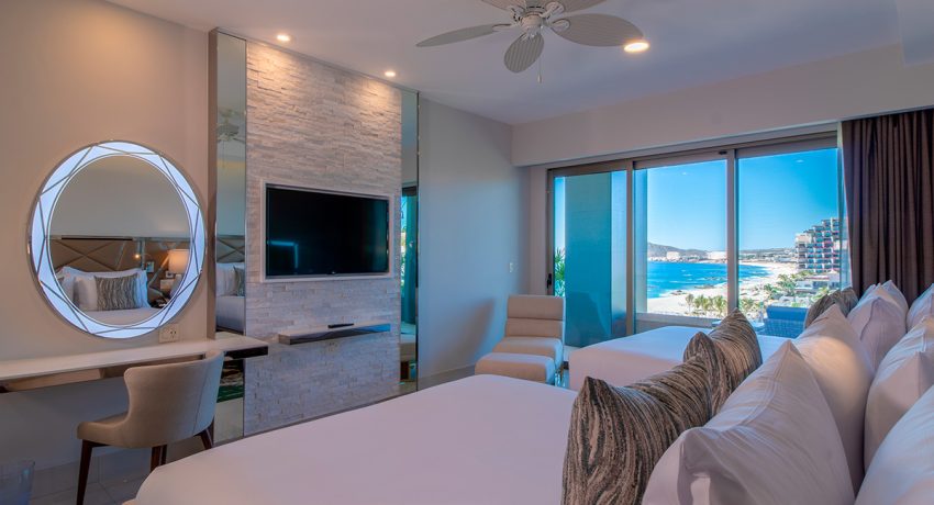 The-Best-Suite-in-Cabo-for-Big-Groups
